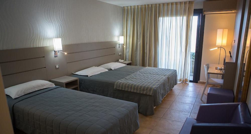 Best Western Plus San Damianu Sartène Esterno foto